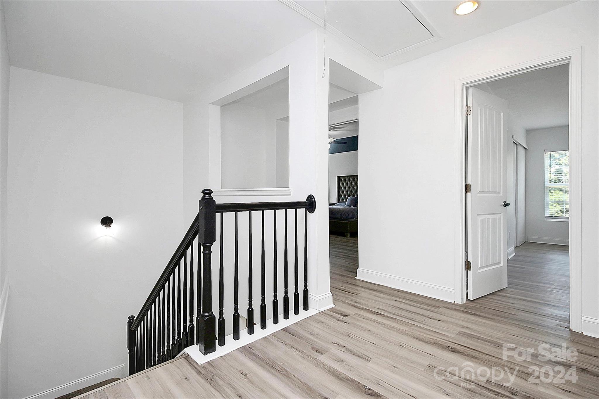 Hamilton Lakes - Residential