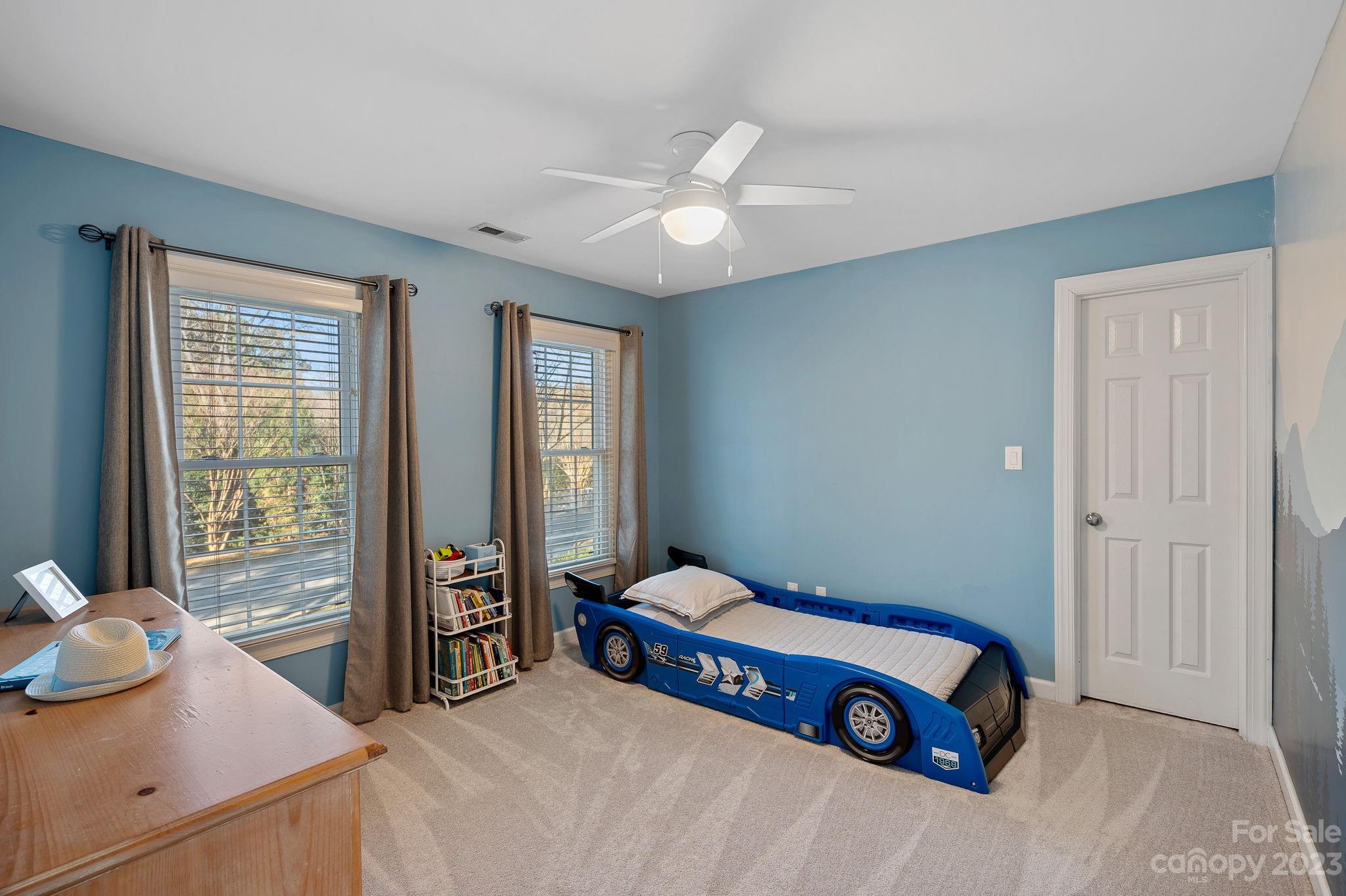 The Harbour At The Pointe - Residential