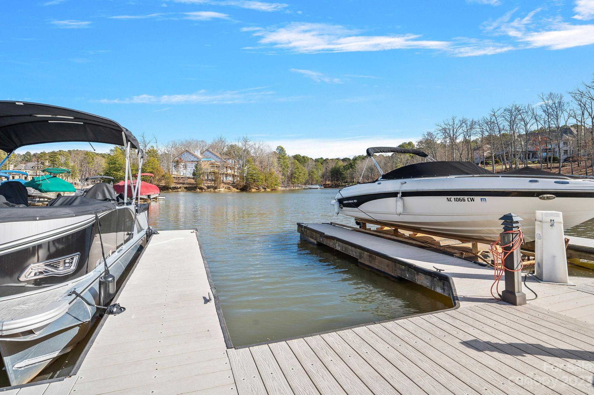The Harbour At The Pointe - Residential