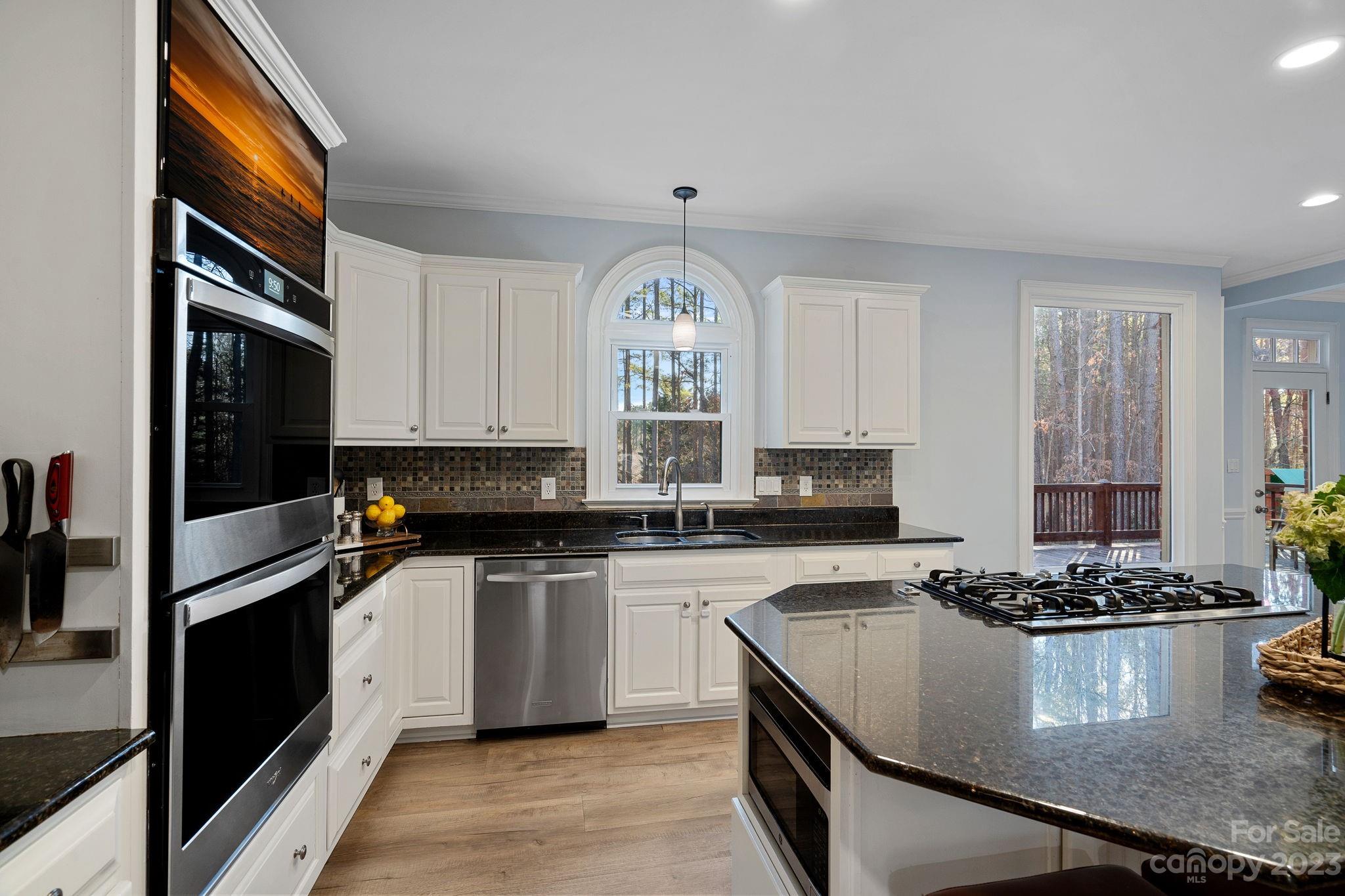 The Harbour At The Pointe - Residential