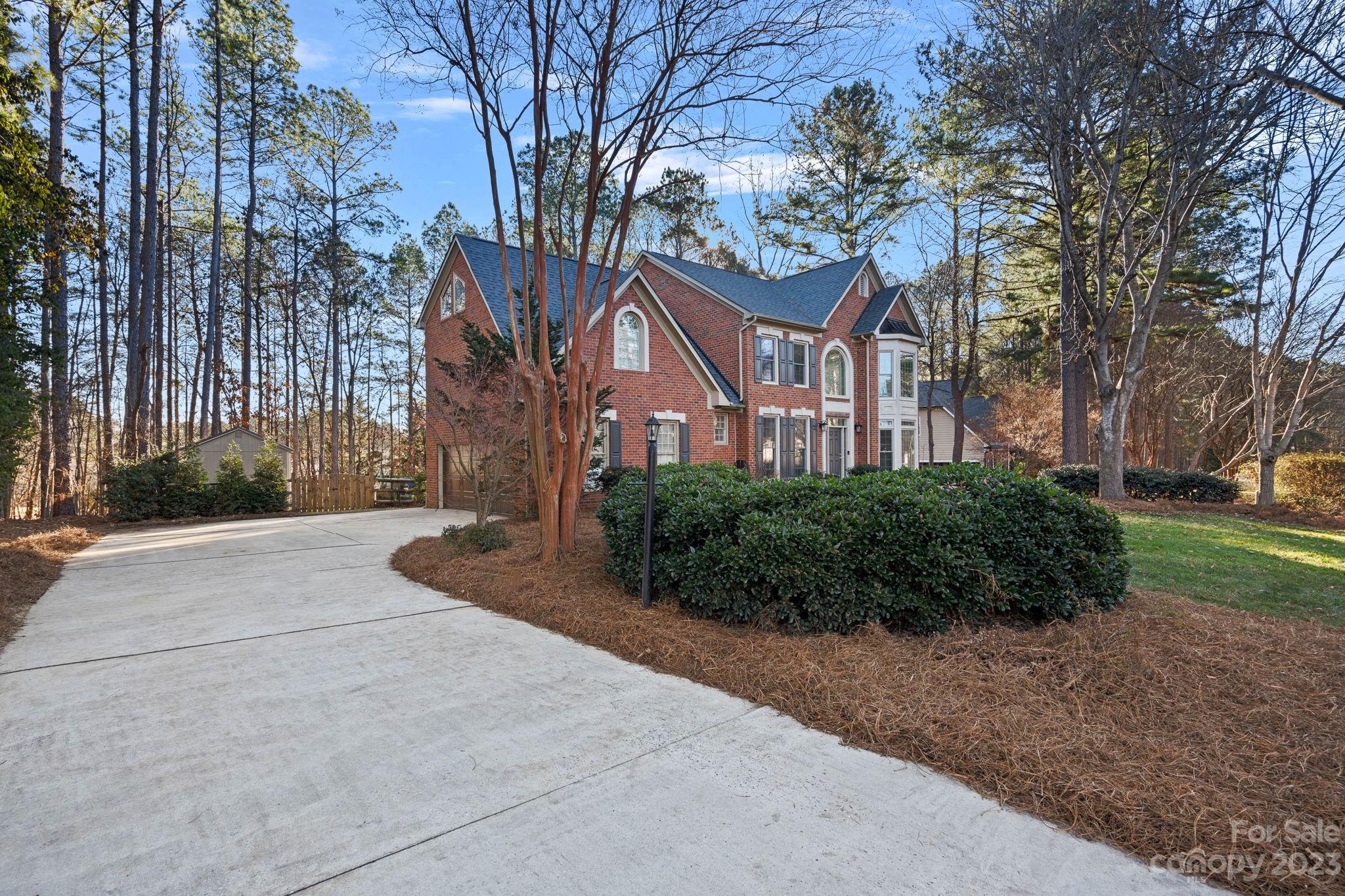The Harbour At The Pointe - Residential