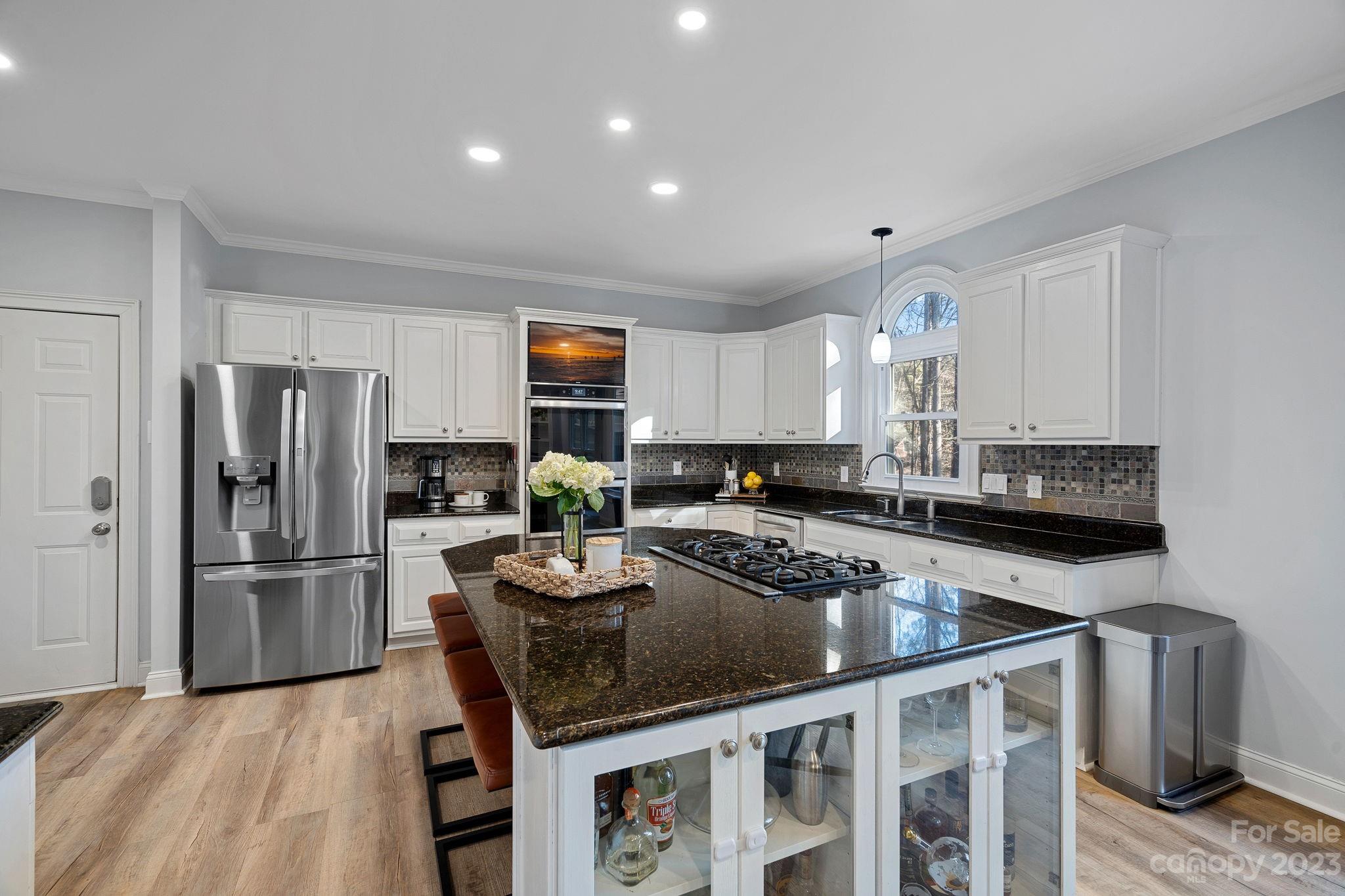 The Harbour At The Pointe - Residential