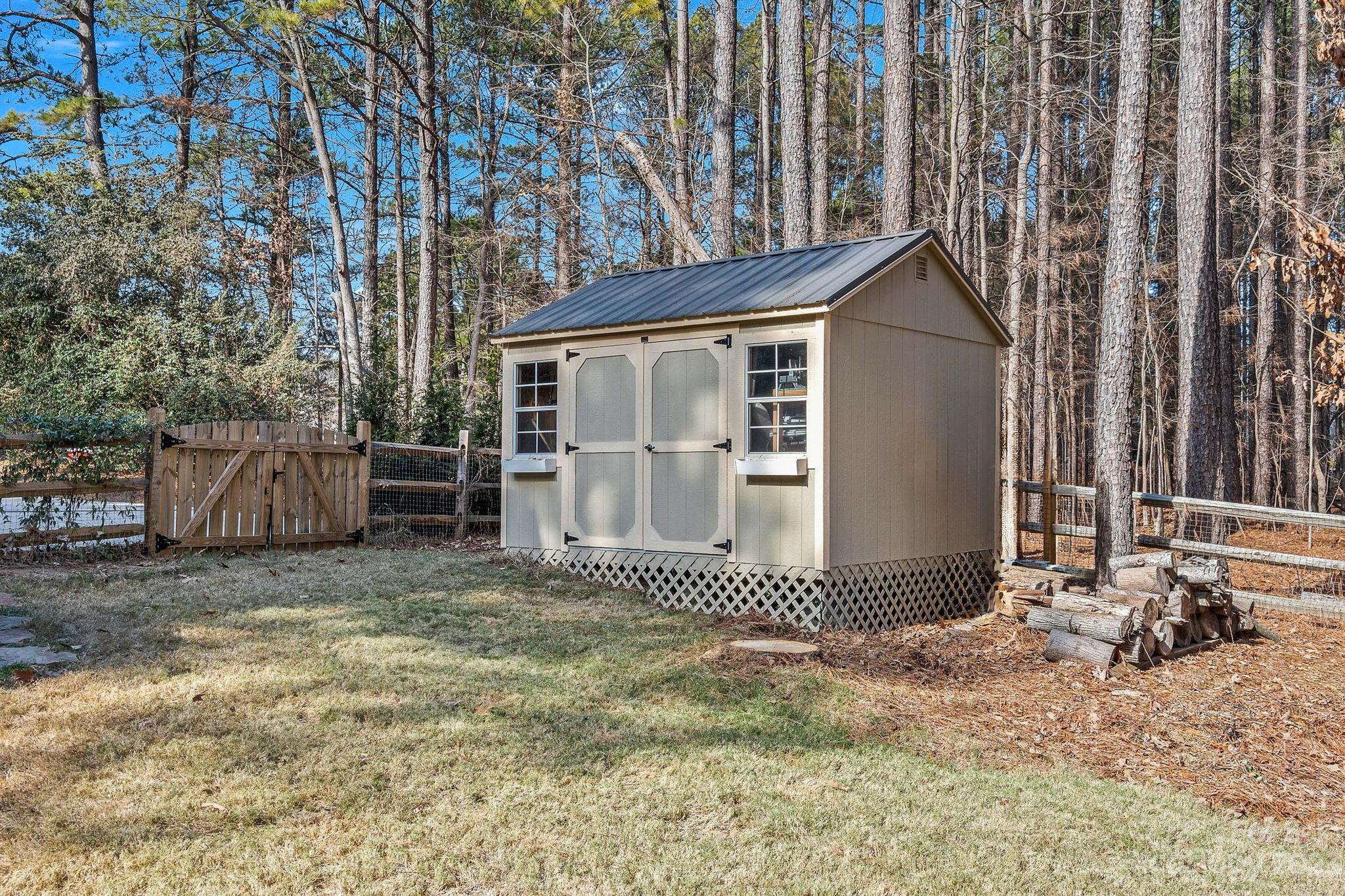 The Harbour At The Pointe - Residential
