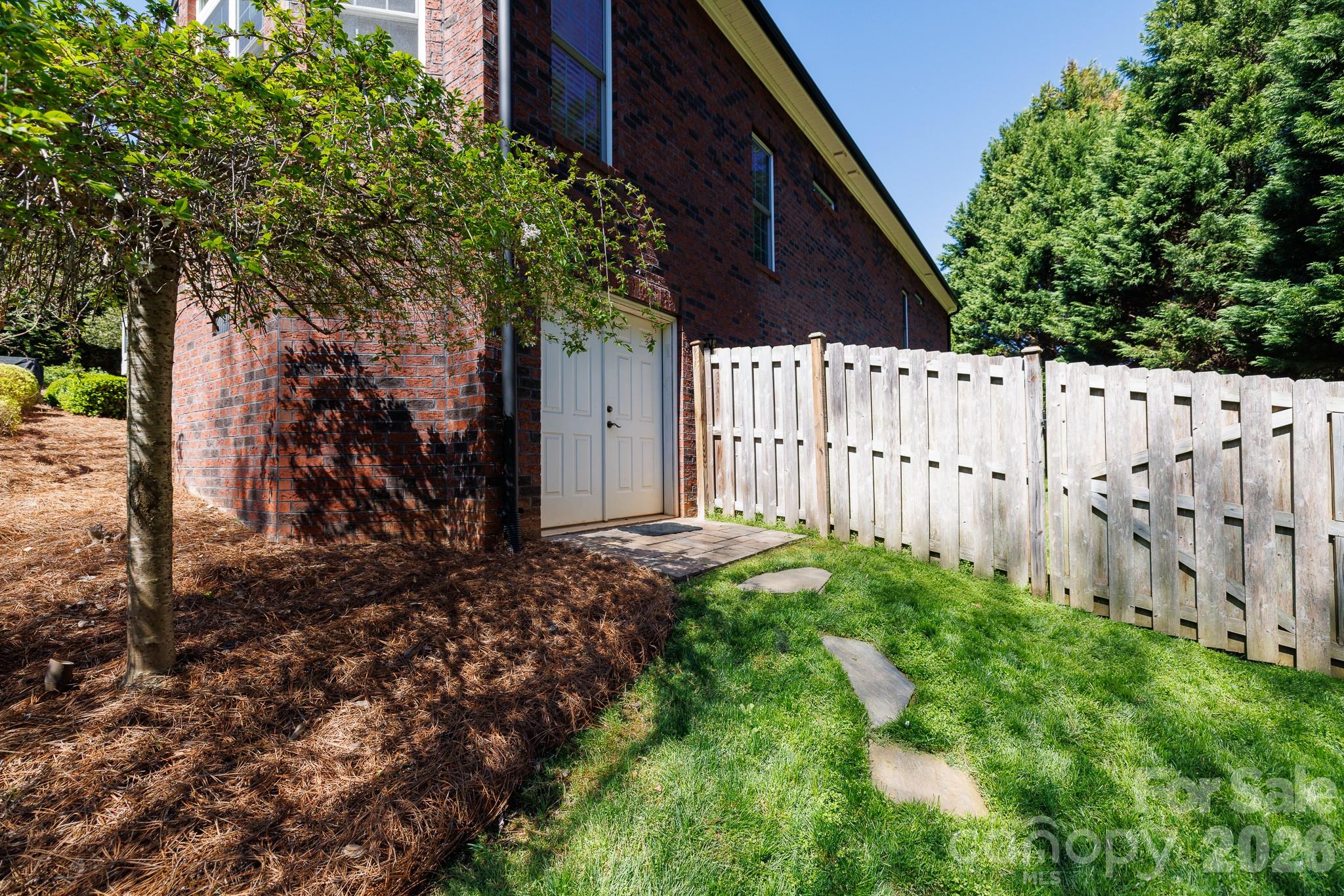 Landsdowne - Residential