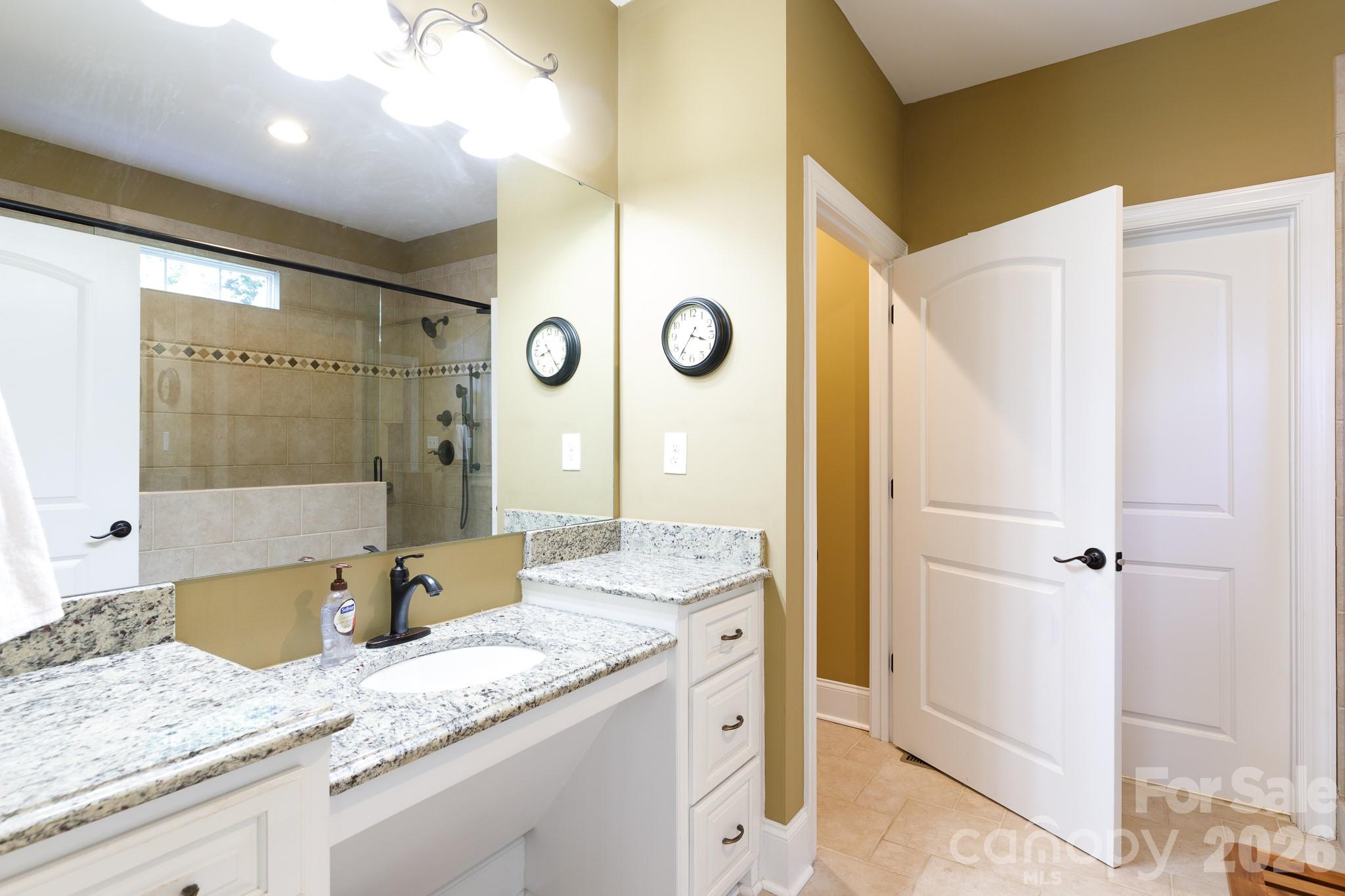 Landsdowne - Residential