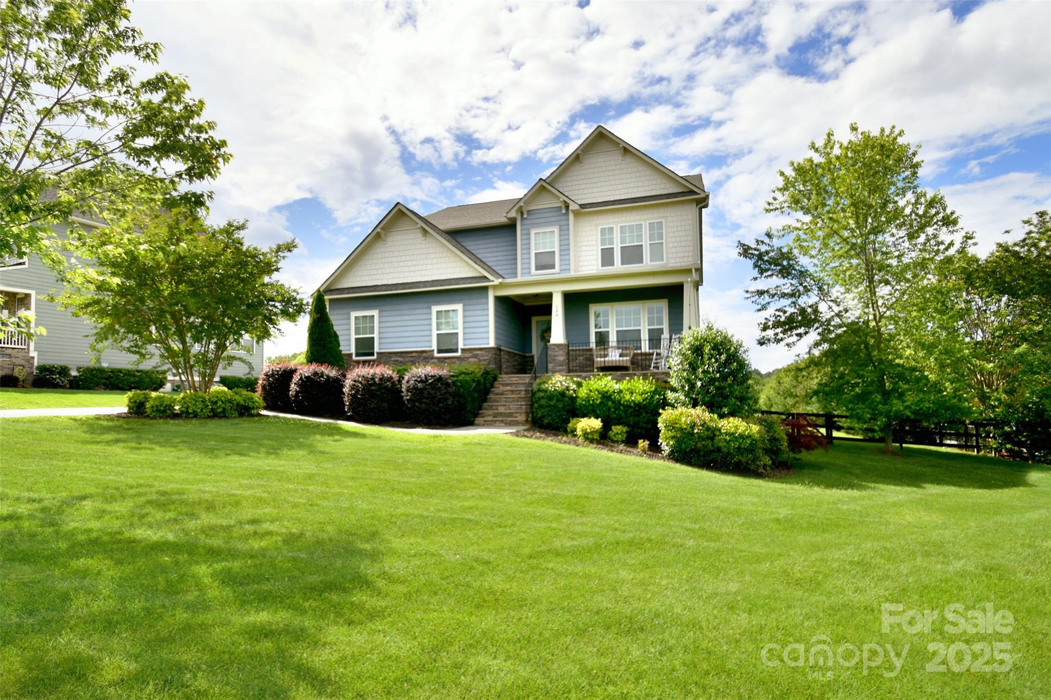 104 Rockridge Point Drive