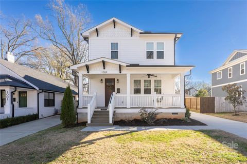 Photo of 1009 Pryor Street, Charlotte, NC 28208 (MLS # 4328354)
