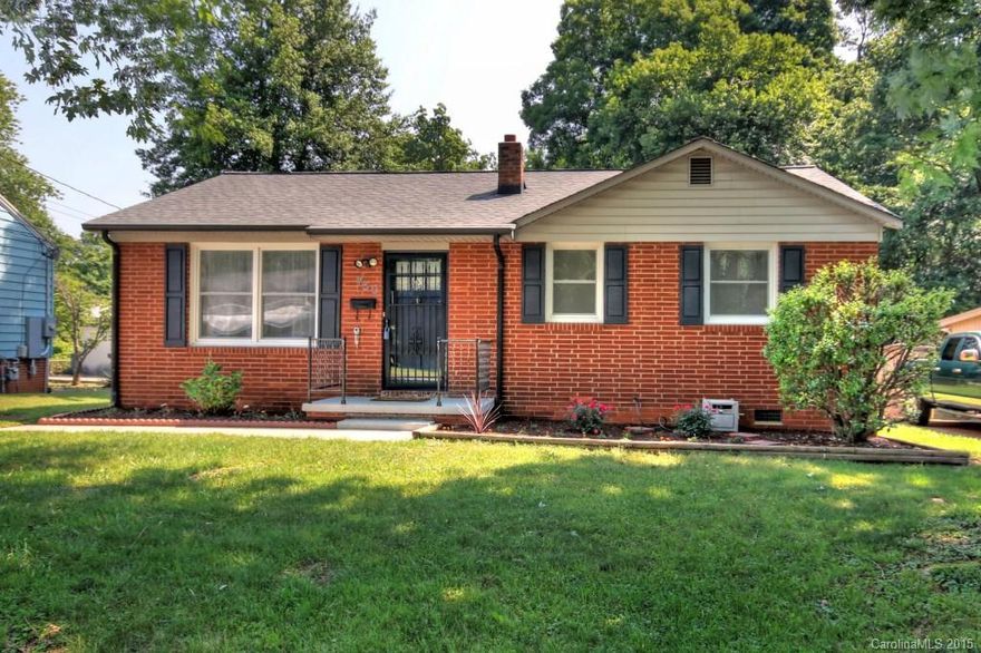 Well kept nearly maintainence free brick home with new architectural shinge roof May( 2015), vinyl soffits & gables. Features  2006 new Gas Pack,electrical panel,double paned windows,programable thermostat,large attic,ceiling fans,blinds, BD/or converted large laundry room, fenced portion of yard and other open yard area.Great location to walk to the pharmacy, grocery, church or get to Interstate 40 just around the corner.  Also close to the hospital , and Mac Anderson Walking Park.