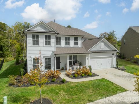 Photo of 13832 Water Terrace Drive, Huntersville, NC 28078 (MLS # 4345315)