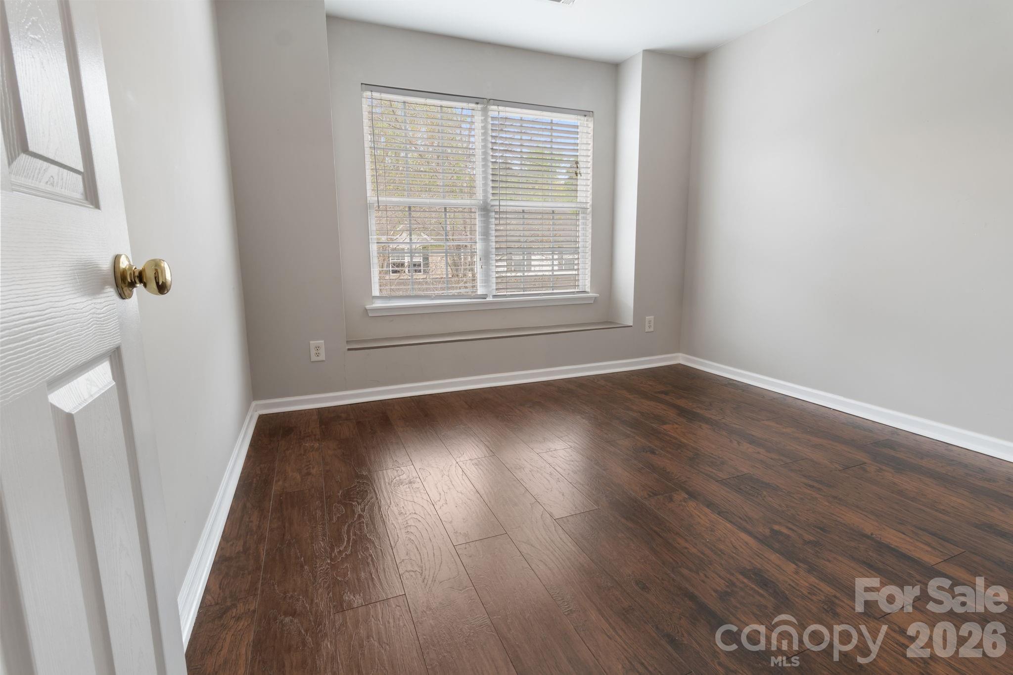 Cascades at River Crossing - Residential