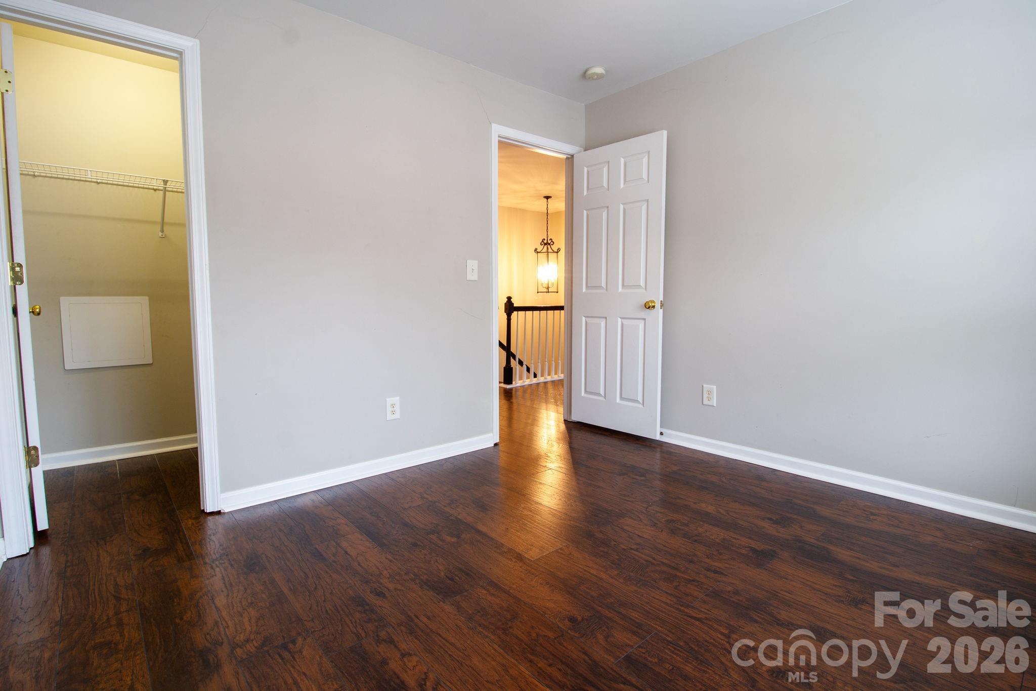 Cascades at River Crossing - Residential