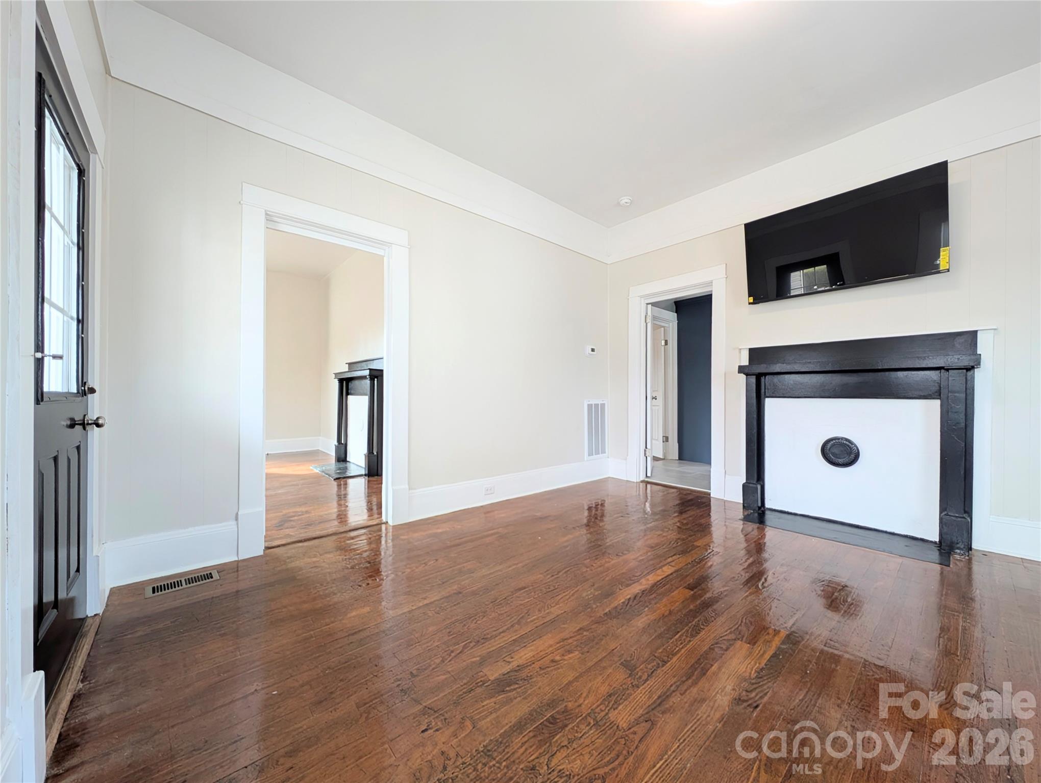 105 Ross Cannon Street