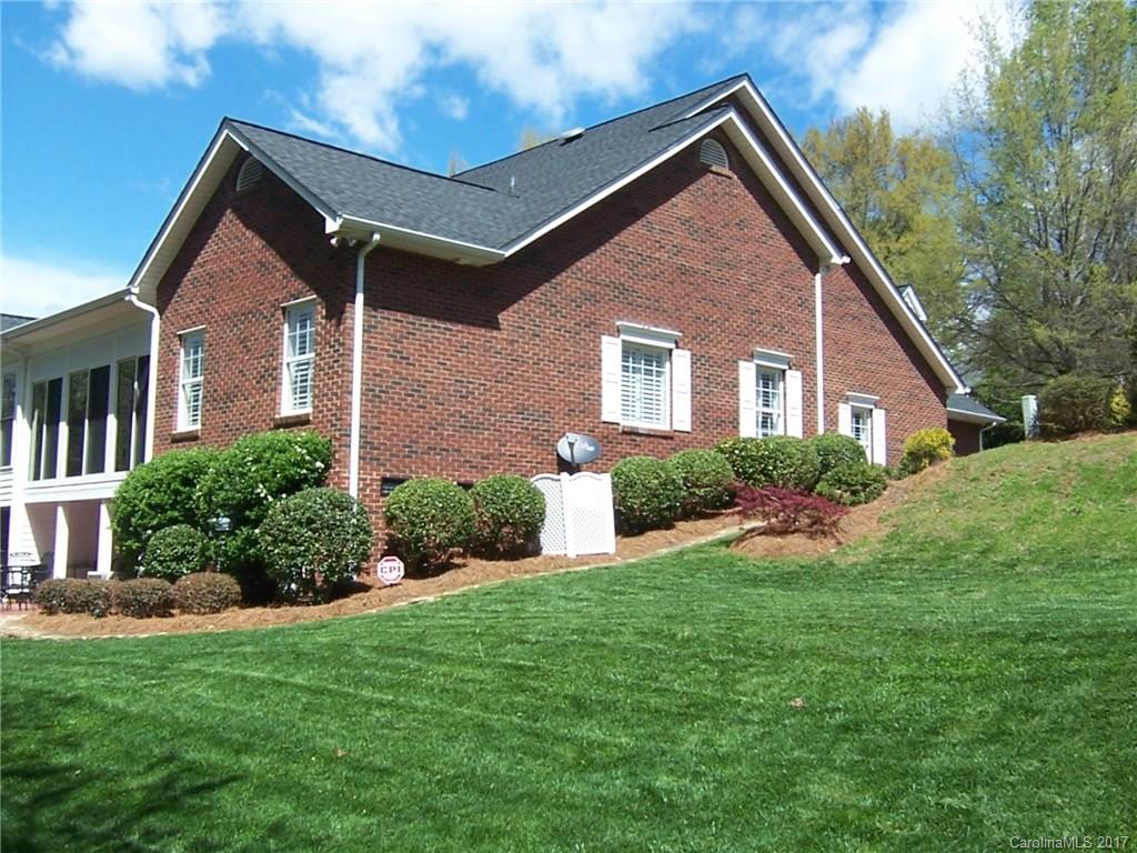 The Columns - Residential