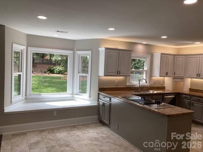 Cameron Wood - Residential