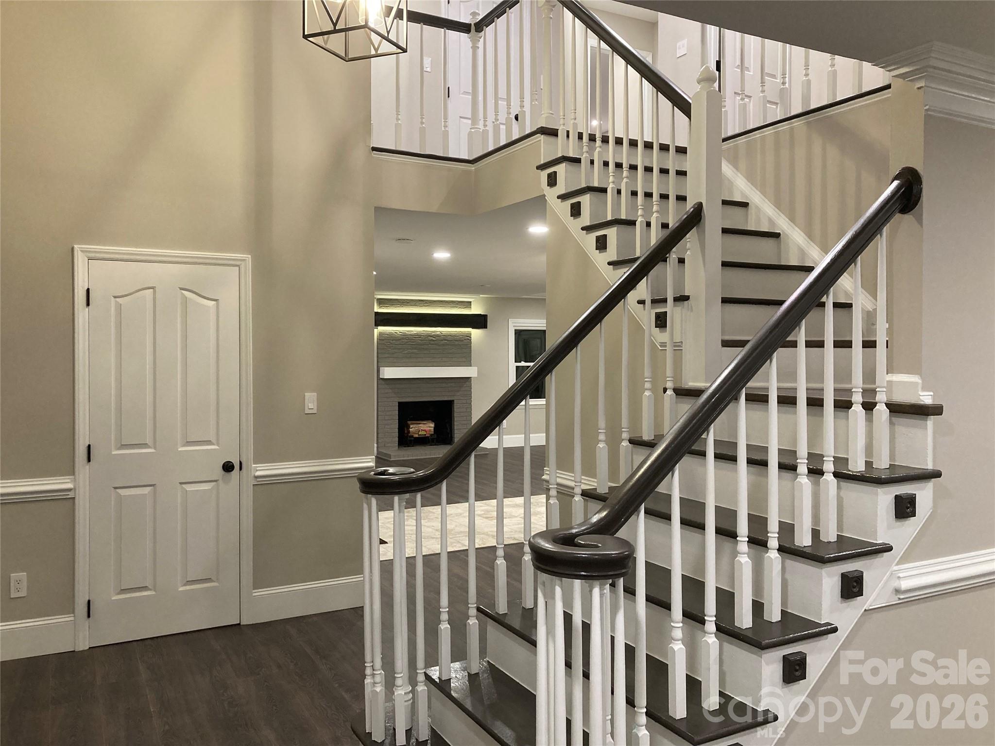 Cameron Wood - Residential