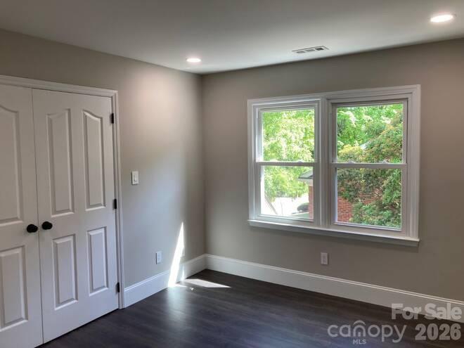 Cameron Wood - Residential