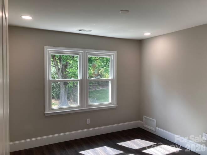 Cameron Wood - Residential
