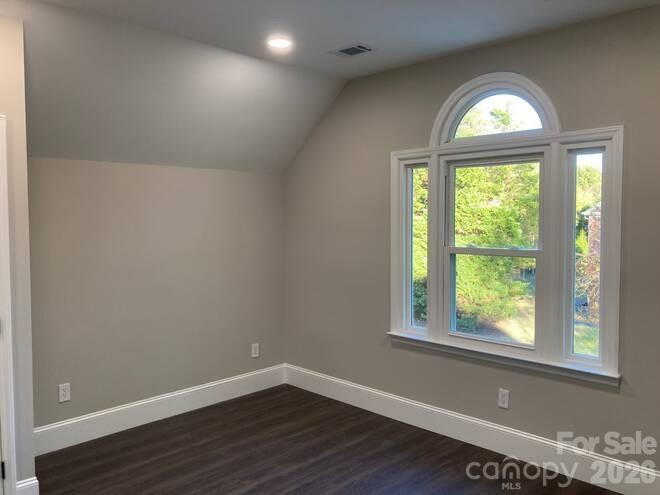 Cameron Wood - Residential