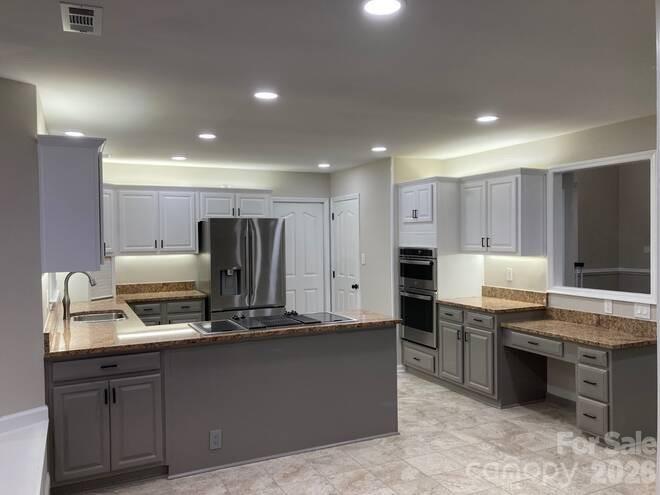 Cameron Wood - Residential