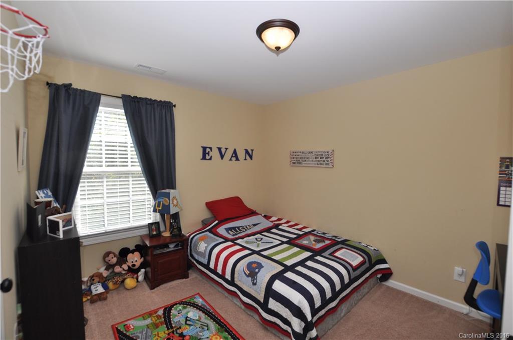 Huntington Place III - Residential Lease