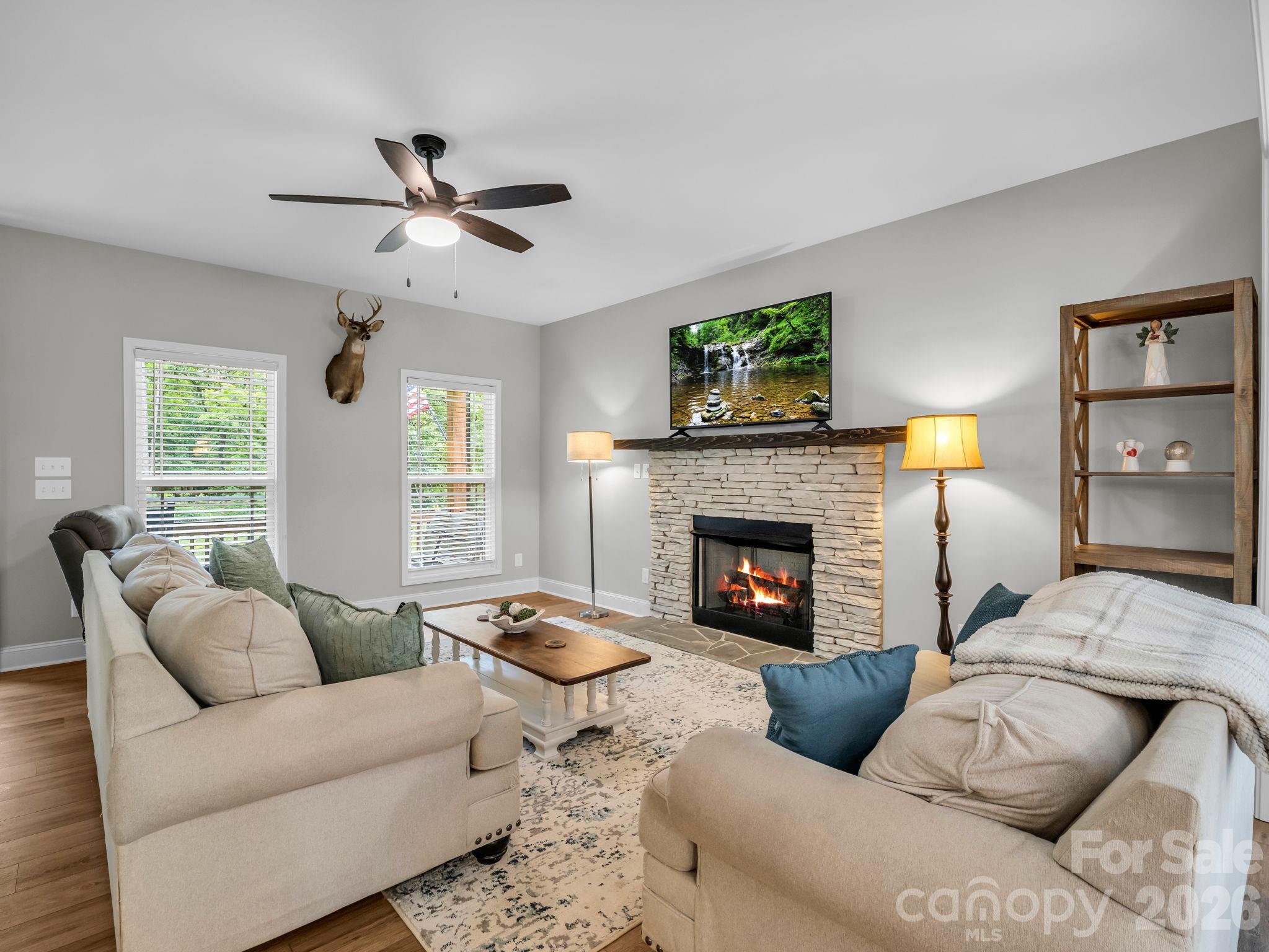 Magna Vista - Residential