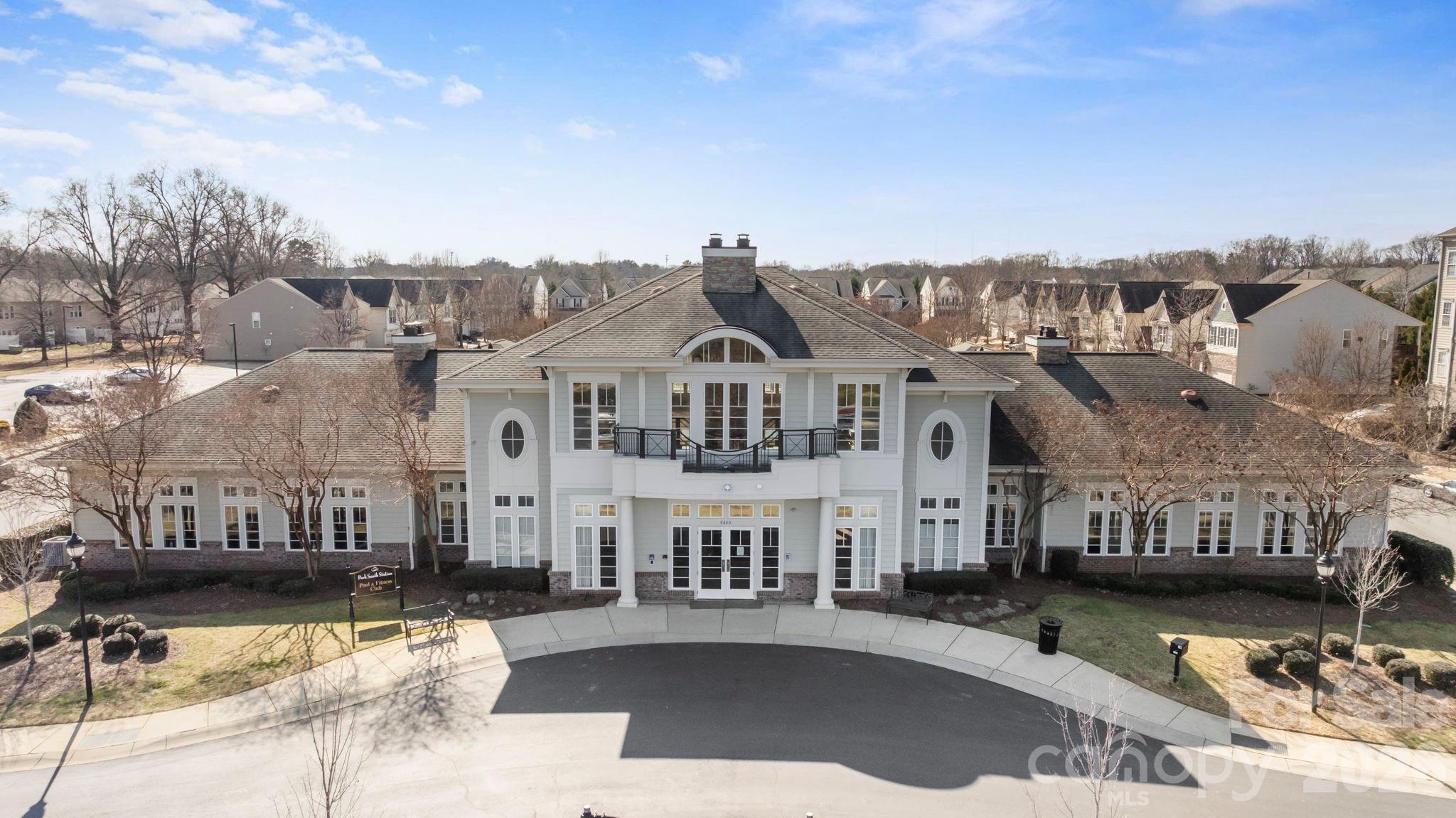 Park South Station - Residential