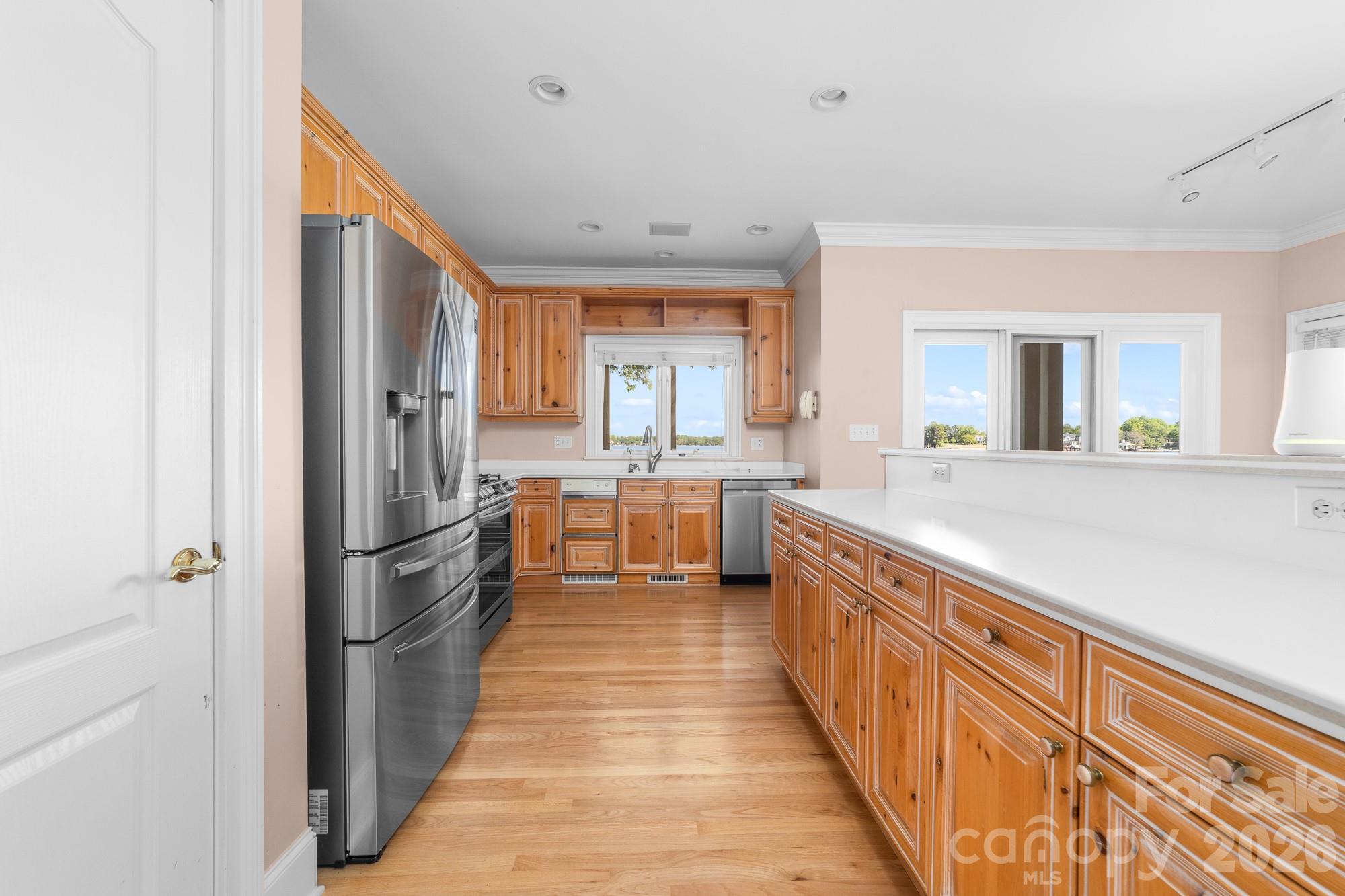 Island Forest - Residential