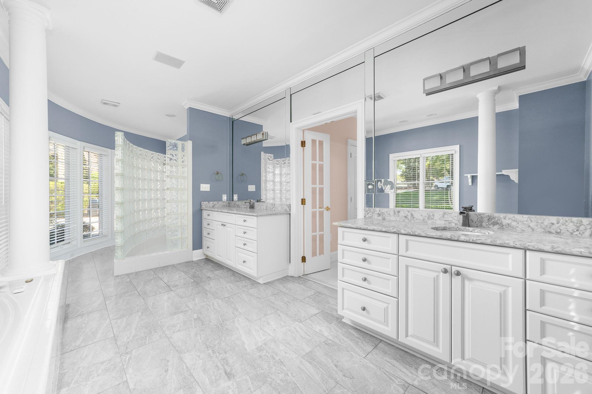 Island Forest - Residential