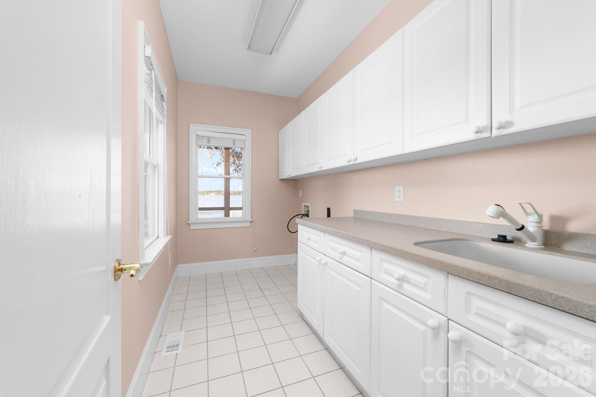 Island Forest - Residential