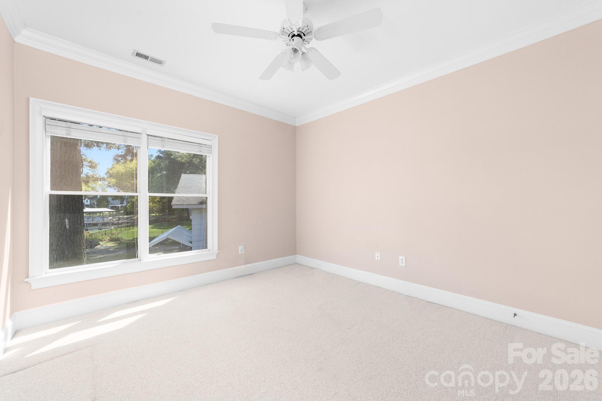 Island Forest - Residential