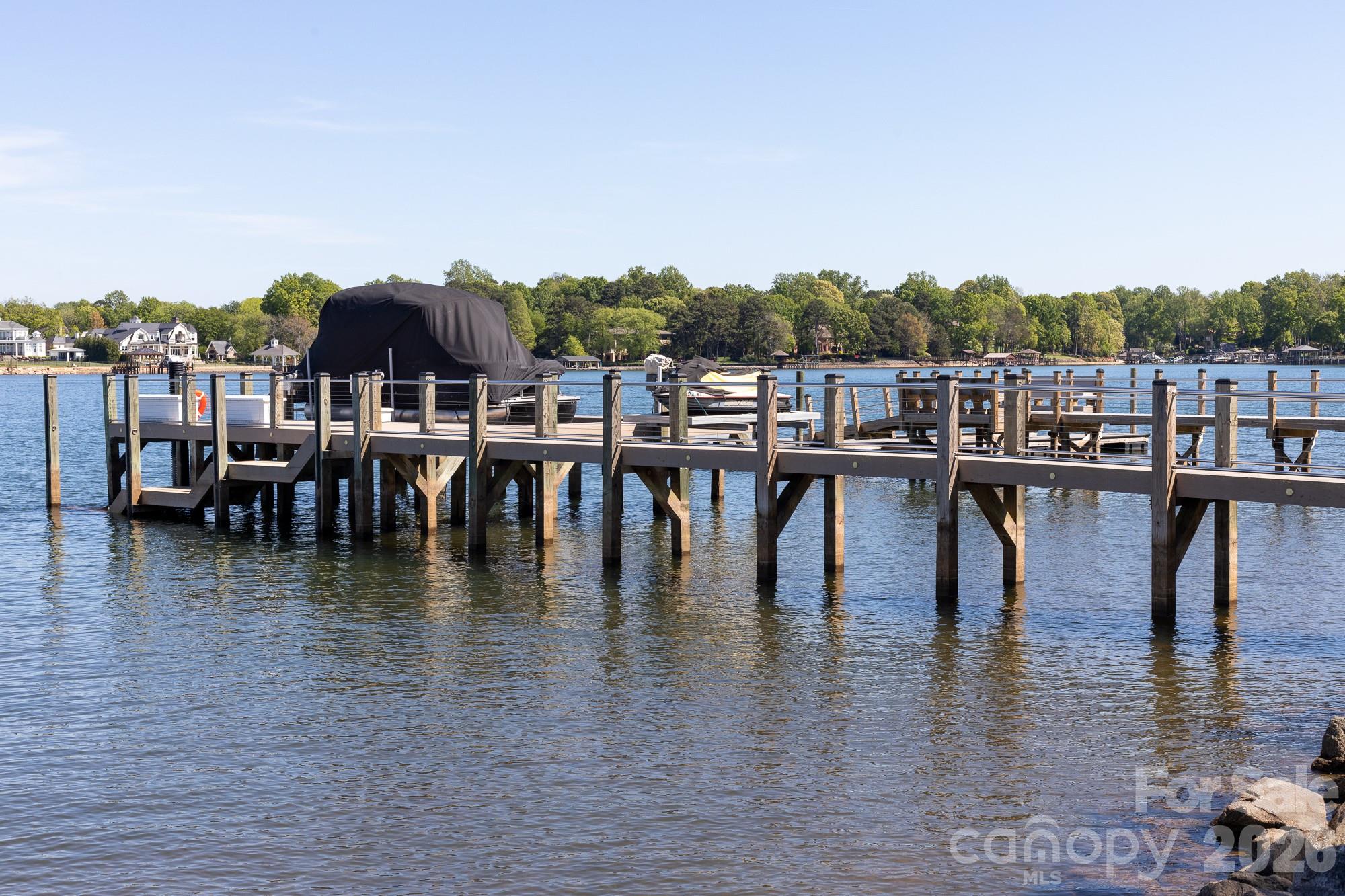 Island Forest - Residential