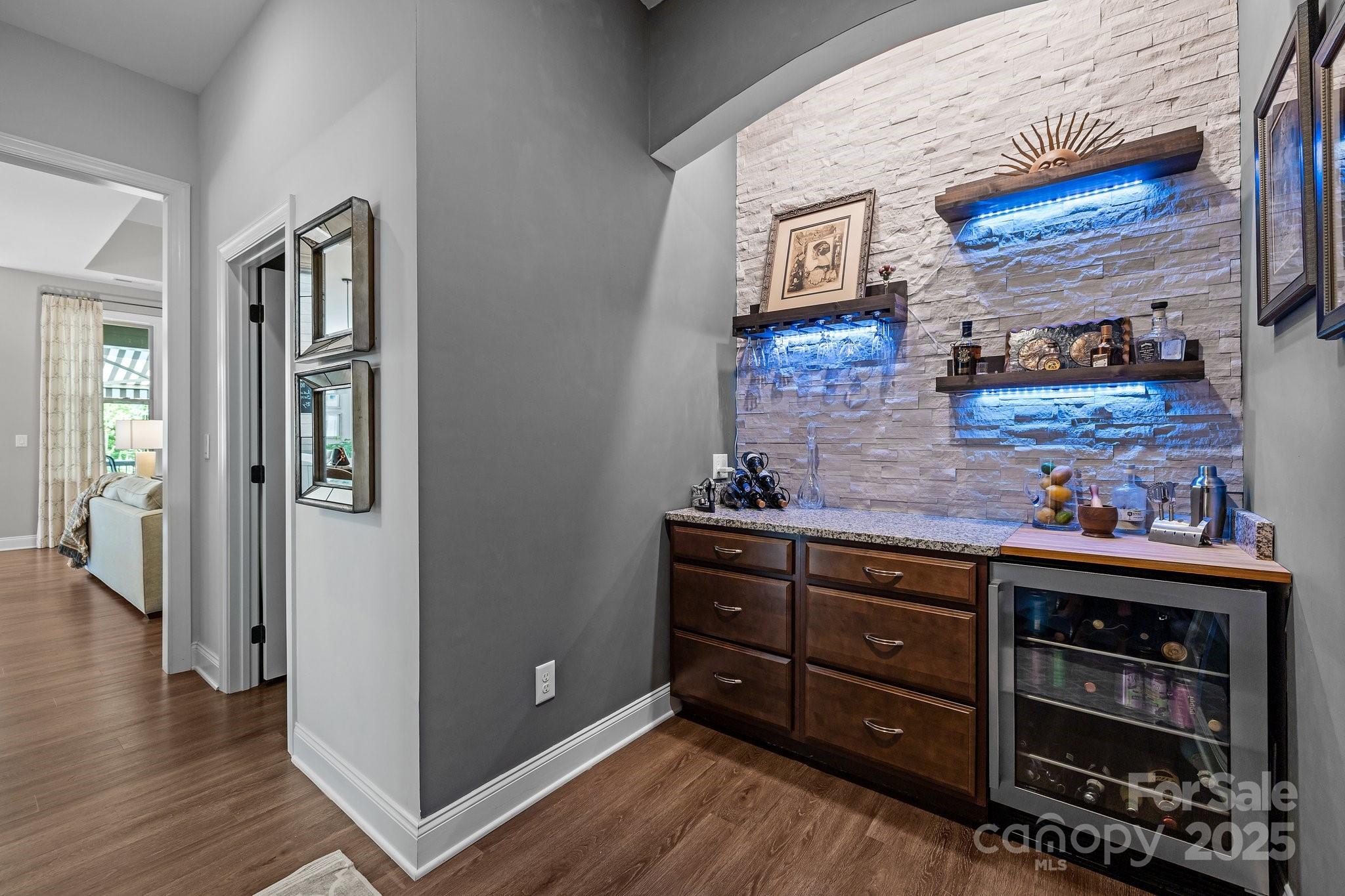 6008 Candlestick Lane