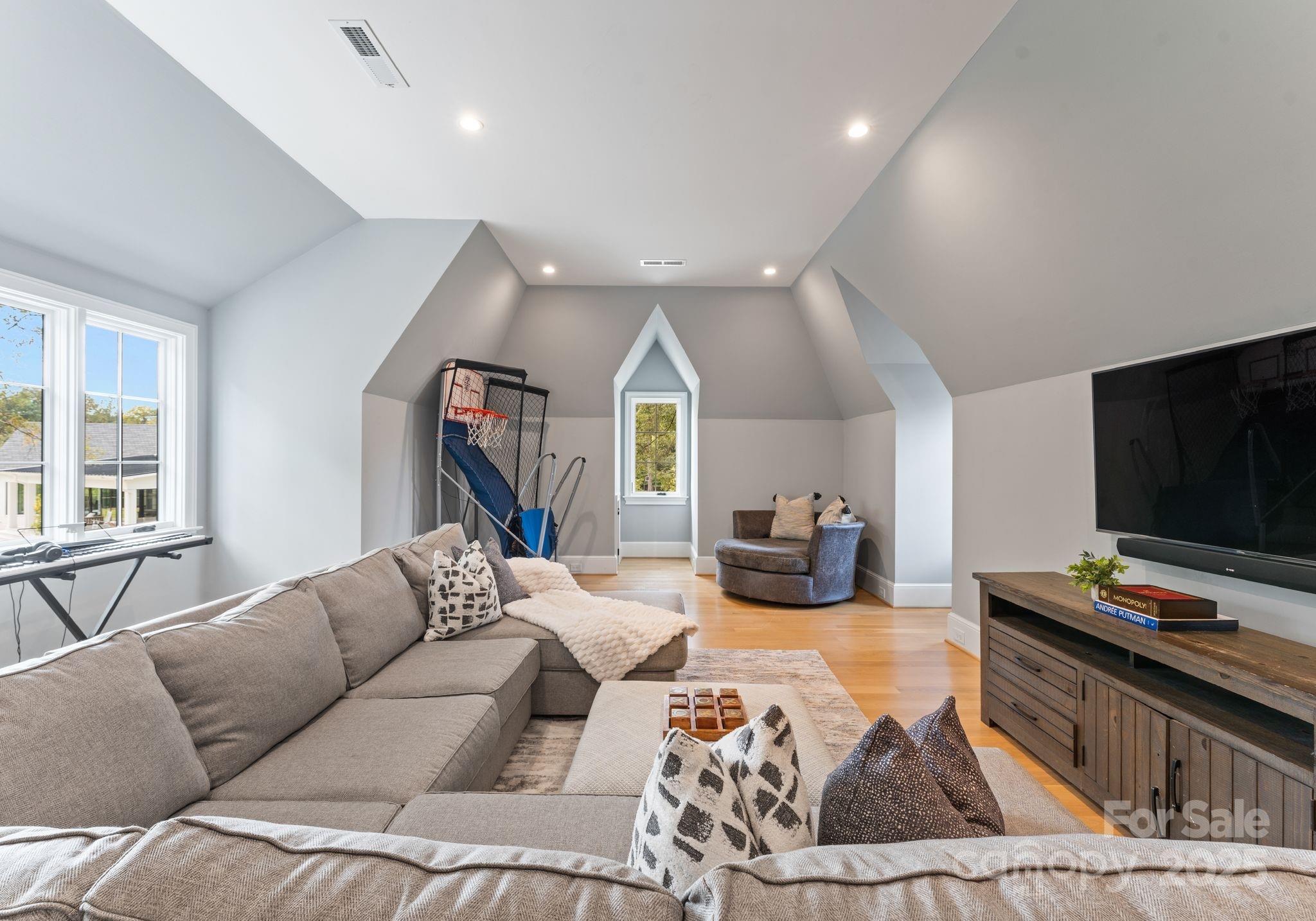 Montibello - Residential