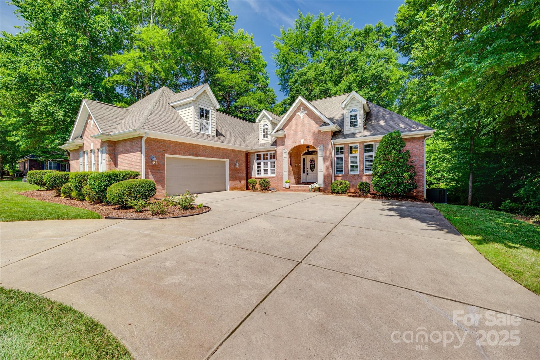 125 Highland Forest Drive