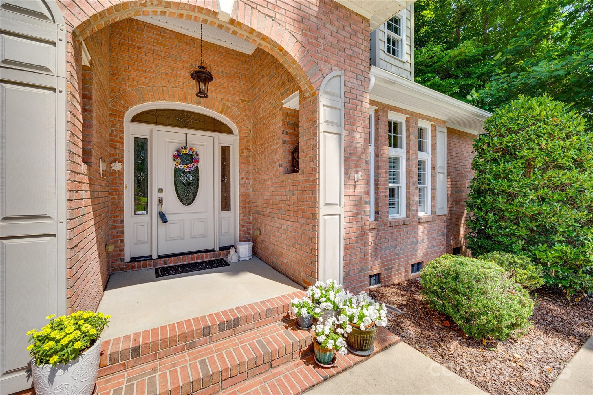 125 Highland Forest Drive