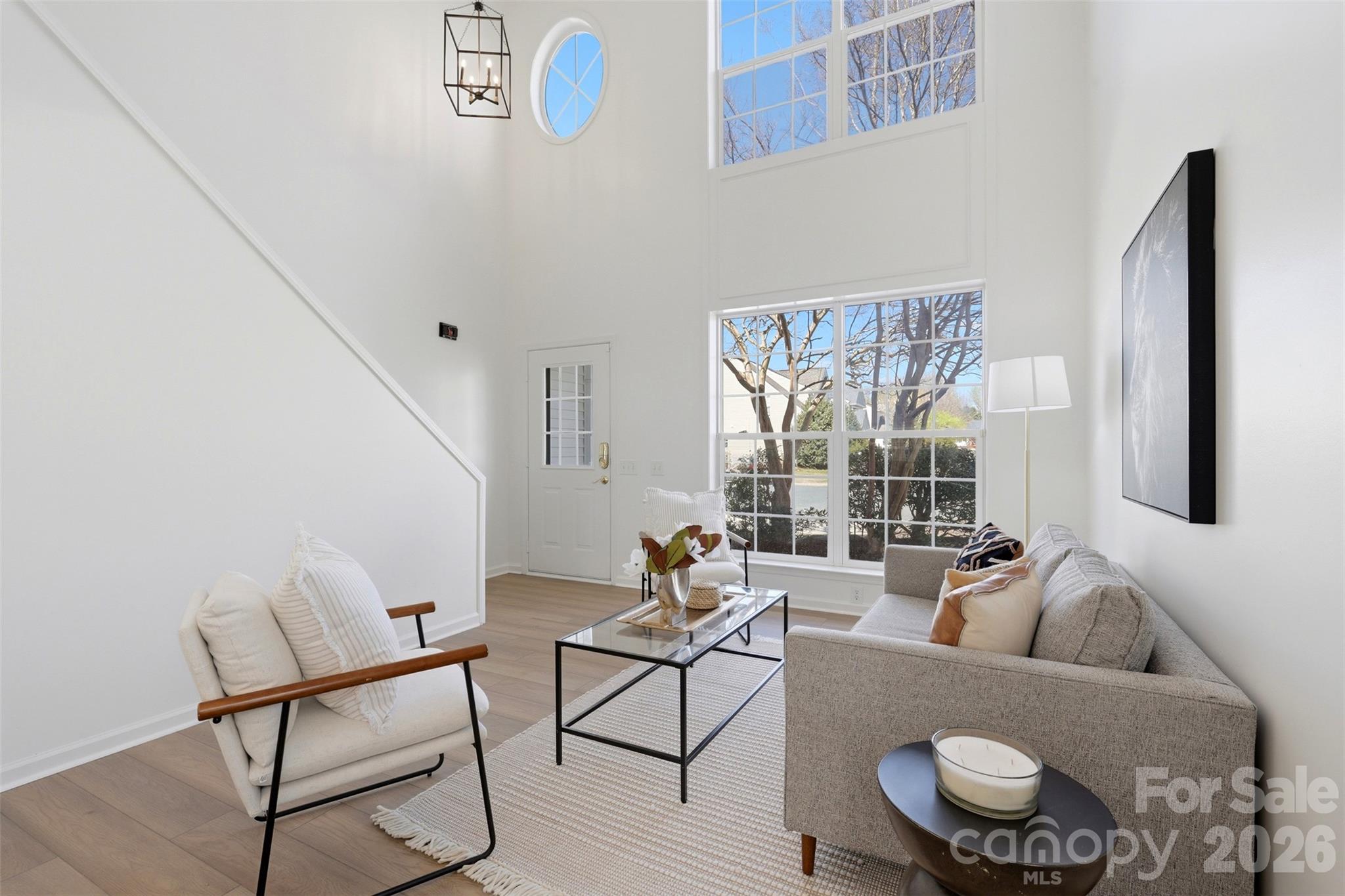 2443 Normancrest Court