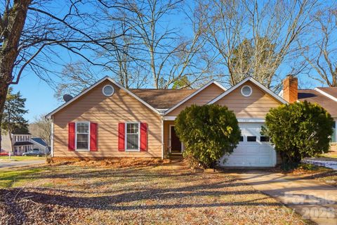 7307 Morris Pond Drive Charlotte NC 28227