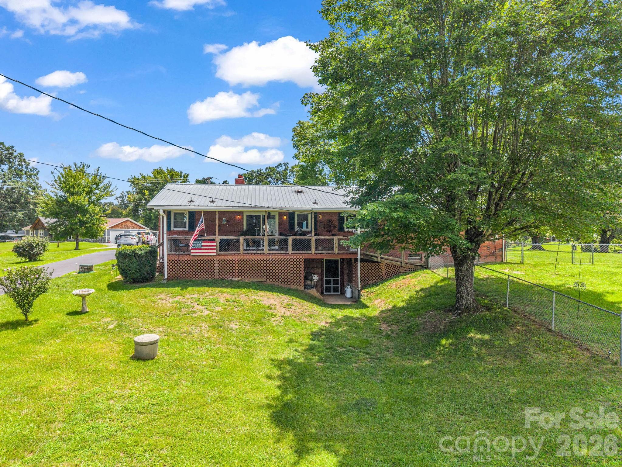 1244 Old Hwy 10 Highway E