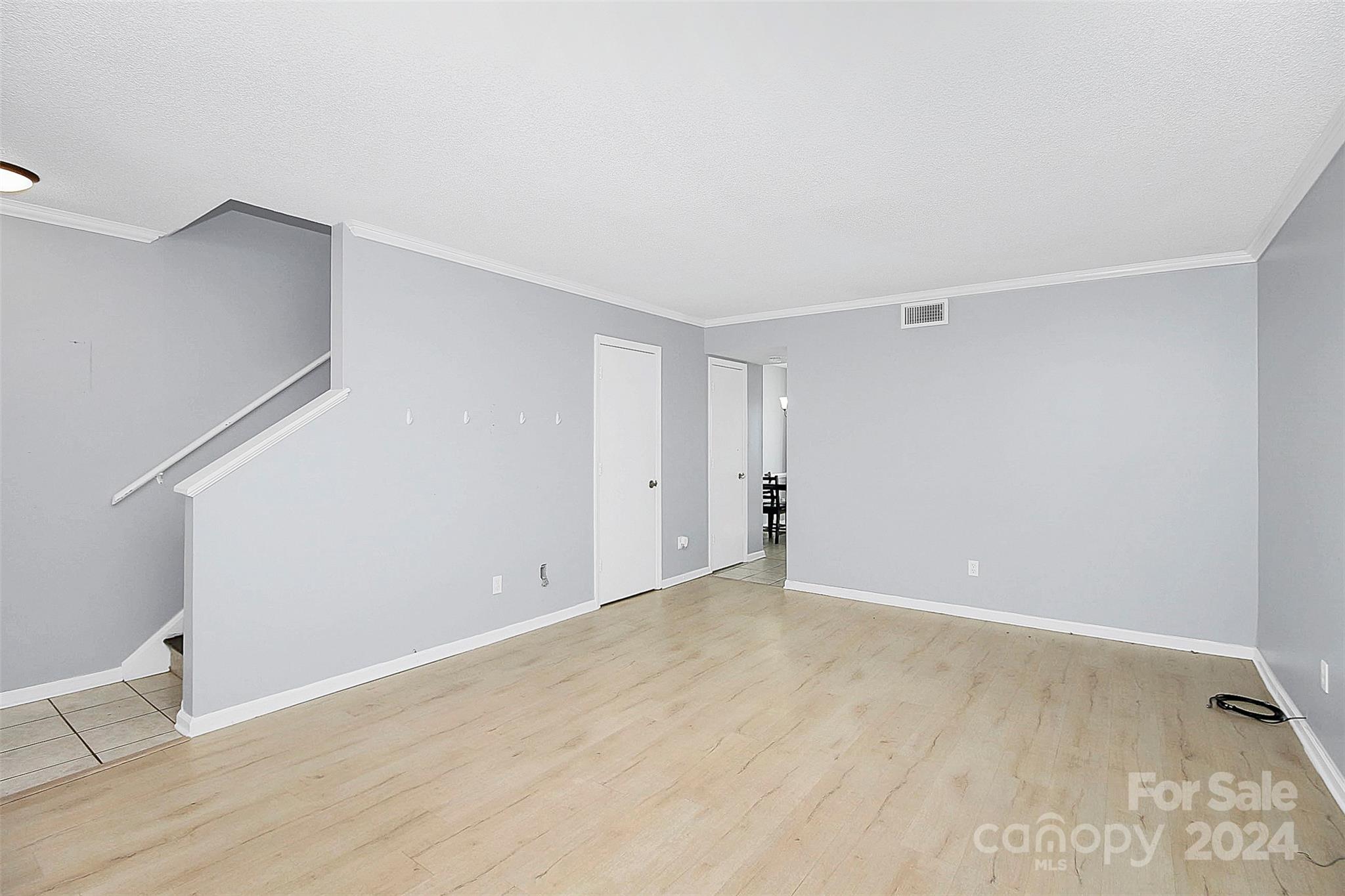 Sharon Lakes - Residential