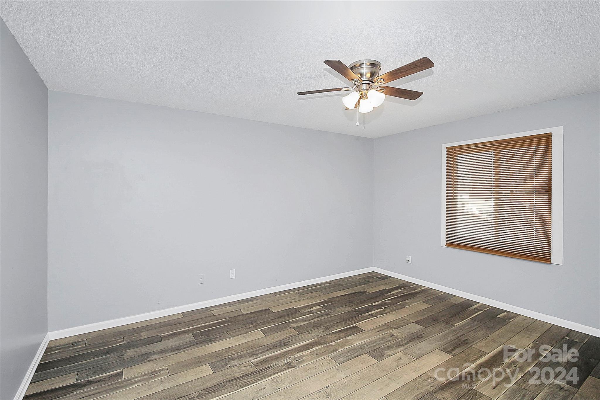 Sharon Lakes - Residential