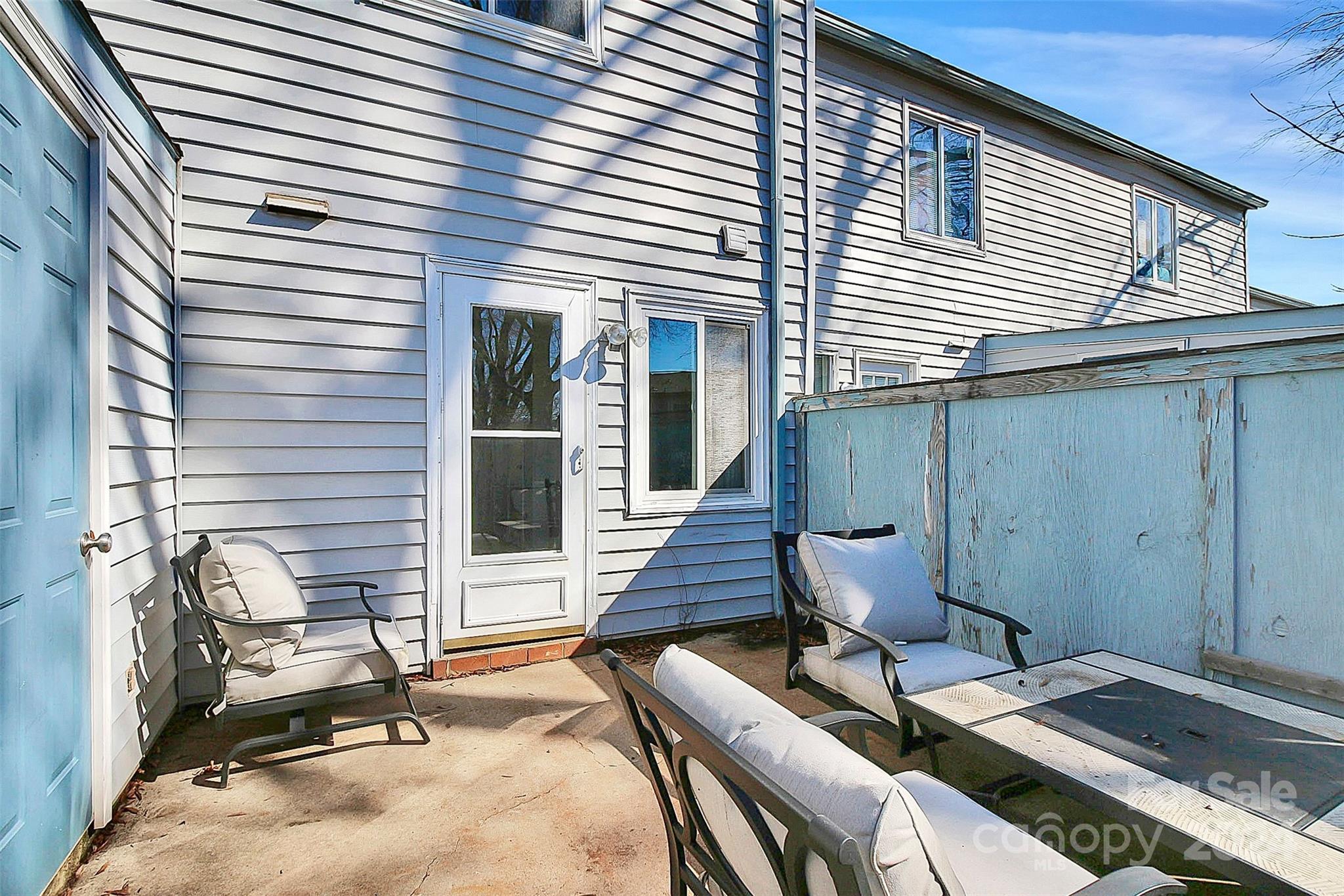 Sharon Lakes - Residential