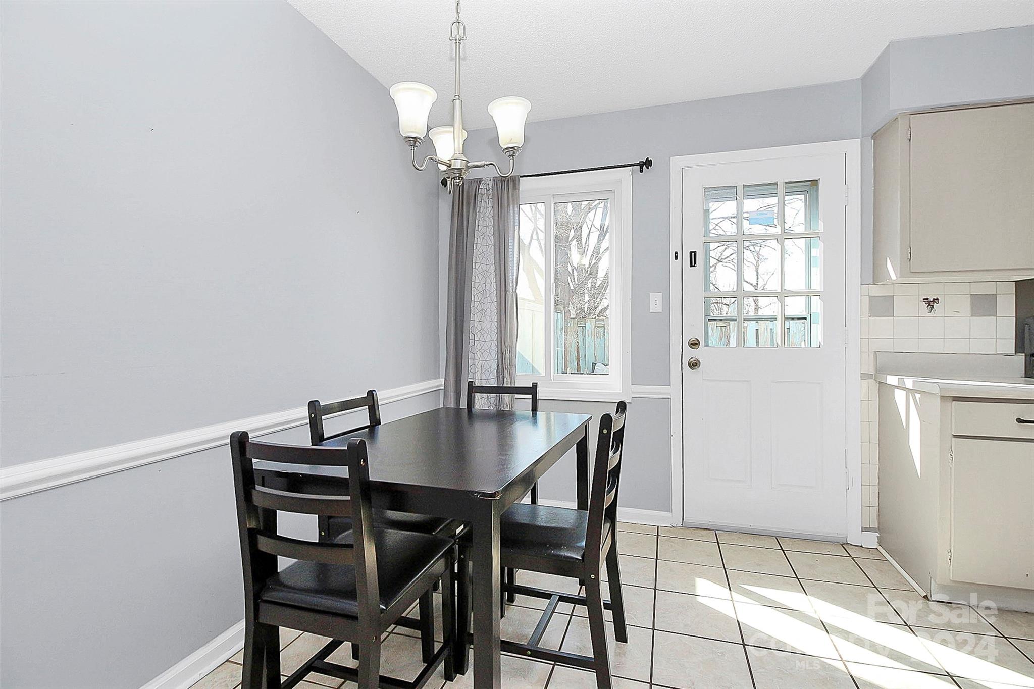 Sharon Lakes - Residential