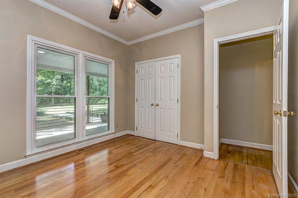 Ravenwood - Residential