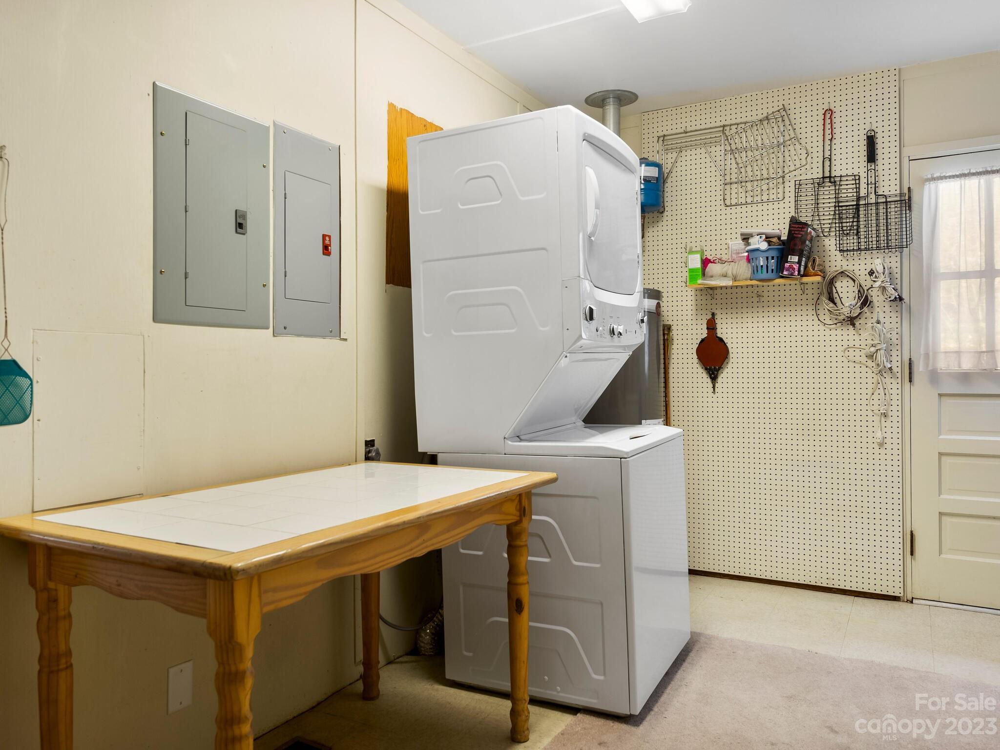 Crestwood - Residential