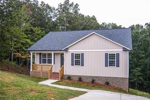 Single Family Residence in Albemarle NC 429 Woodcrest Lane 1.jpg