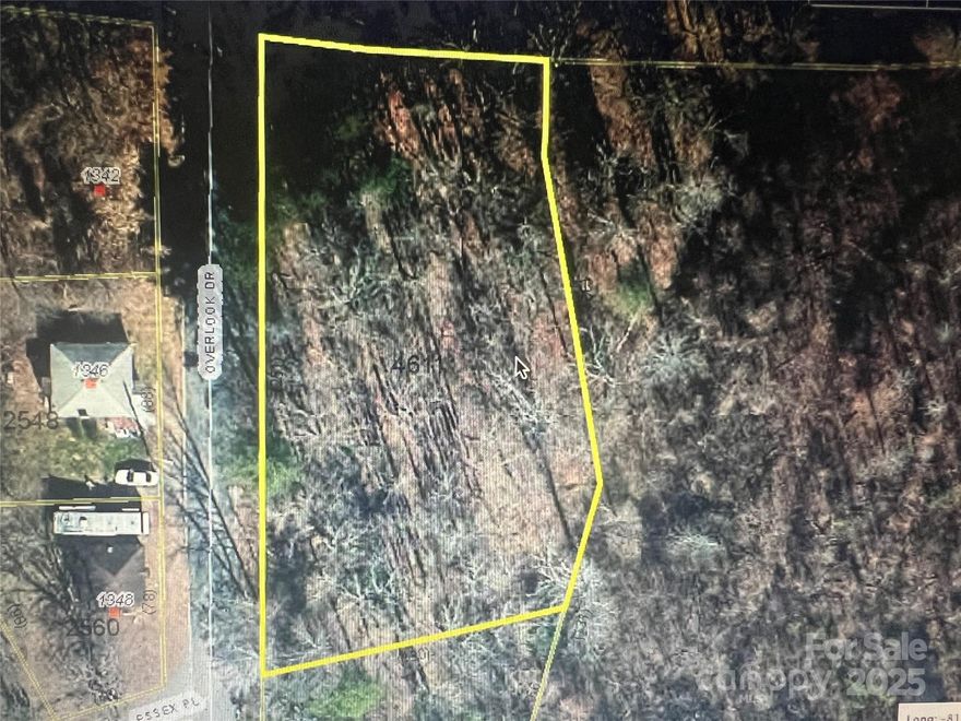 This spacious 0.71-acre lot in Lenoir is ready for your dream build! With plenty of room to create the home and outdoor space you’ve envisioned, this property offers a great opportunity to settle in a convenient location with a peaceful setting.