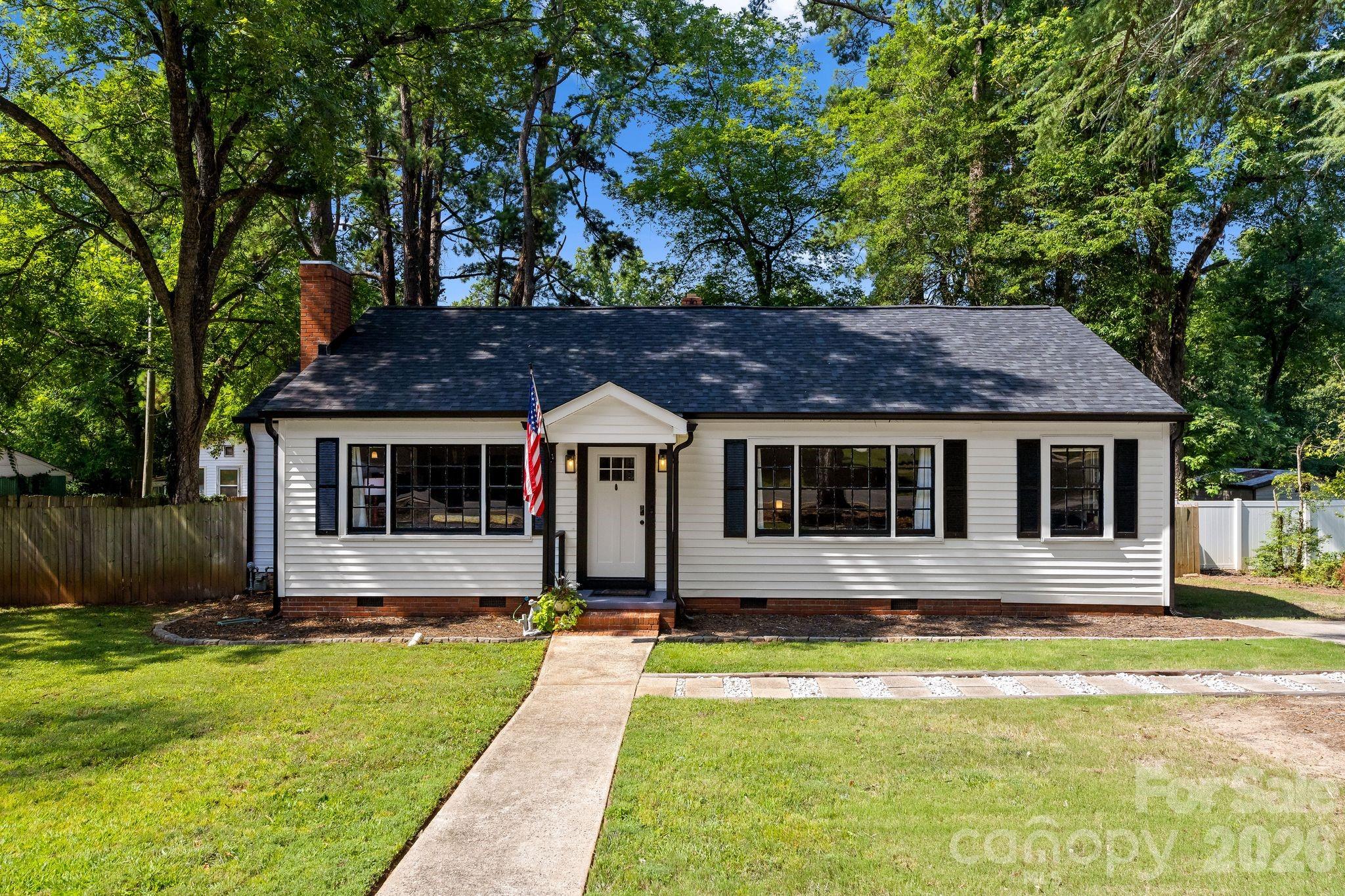350 Jefferson Street E
