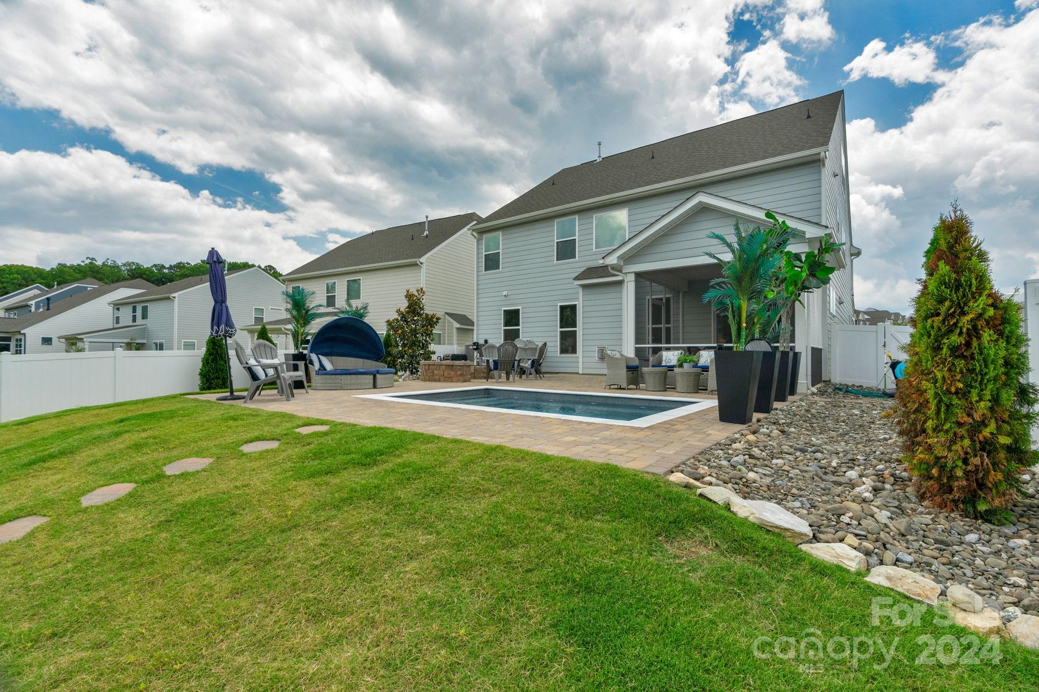 Walnut Creek - Residential