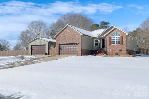 104 Heinz Road Grover NC 28073