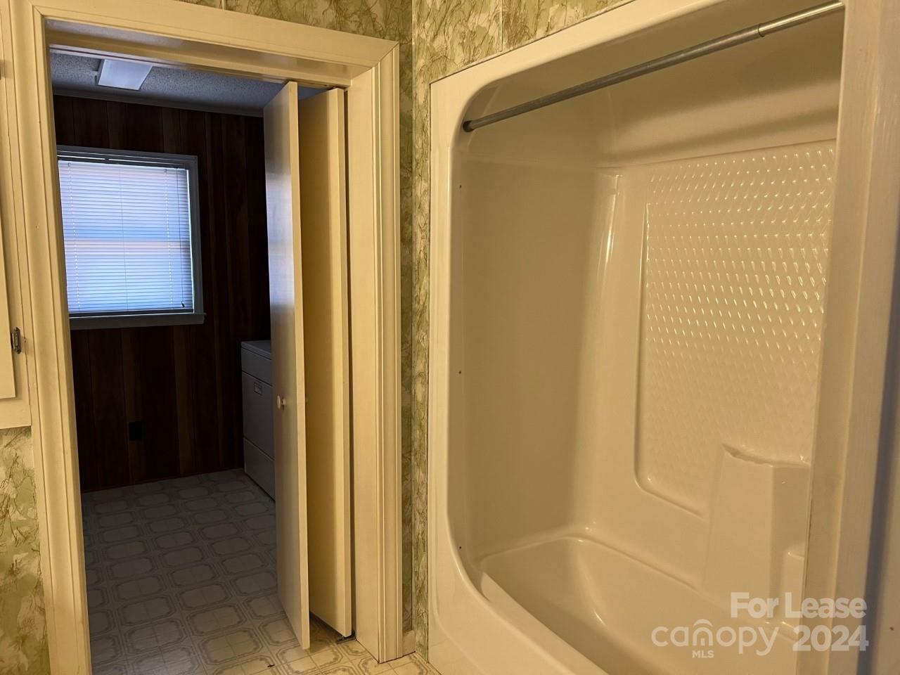 Meadow Brook - Residential Lease